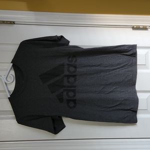 Adidas t-shirt